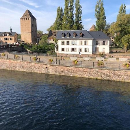 Ferienwohnung Au Bord De L'Eau Straßburg Exterior foto