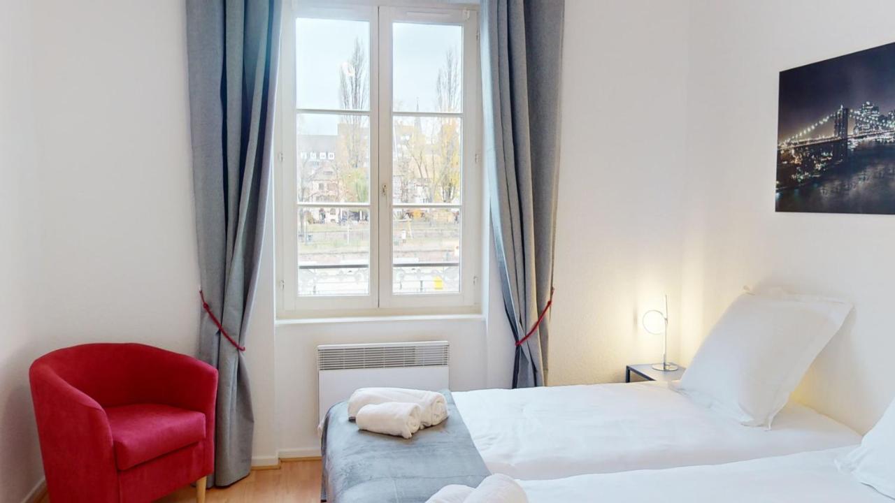 Ferienwohnung Au Bord De L'Eau Straßburg Exterior foto