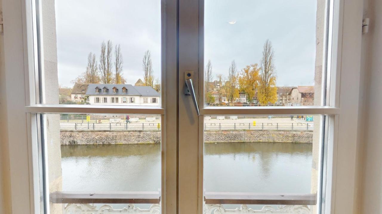 Ferienwohnung Au Bord De L'Eau Straßburg Exterior foto
