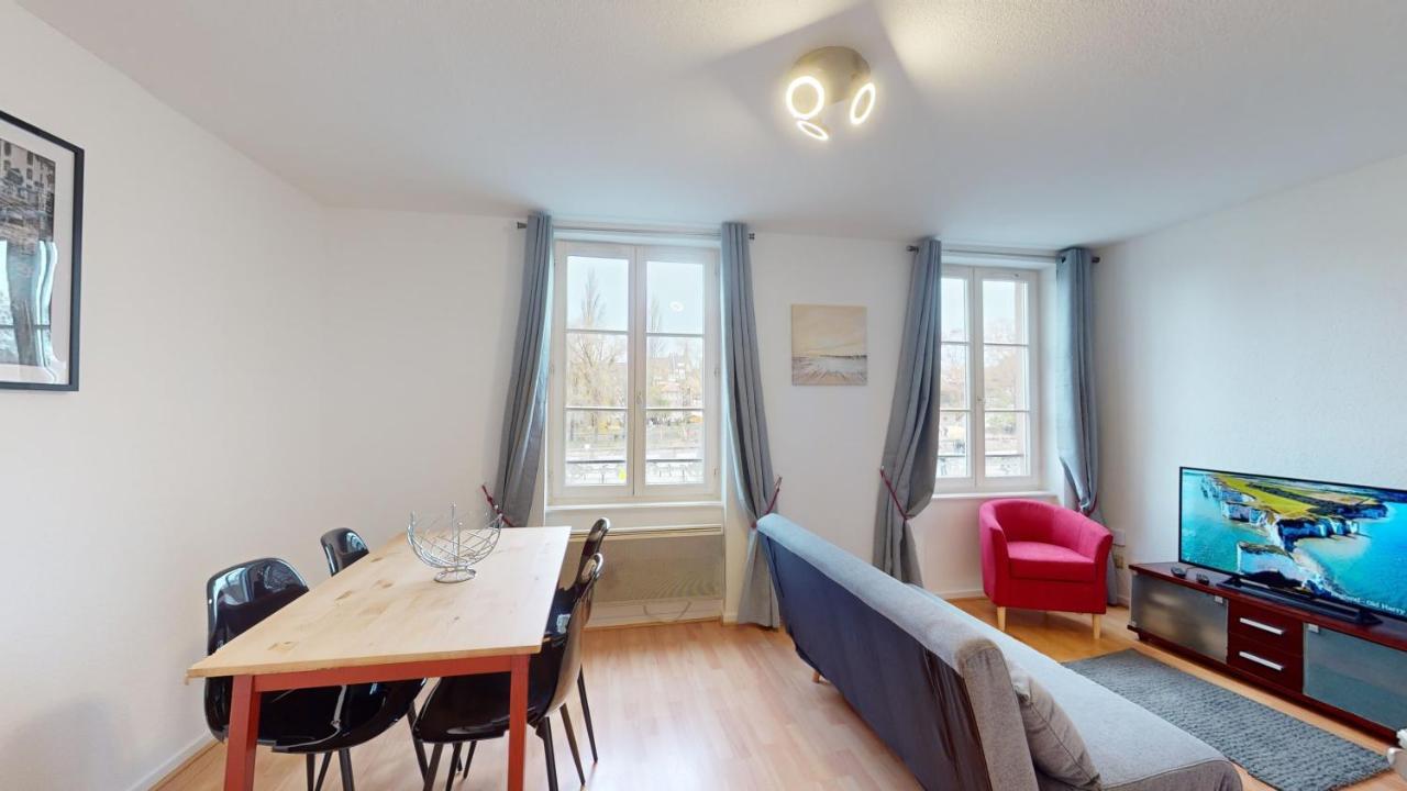 Ferienwohnung Au Bord De L'Eau Straßburg Exterior foto