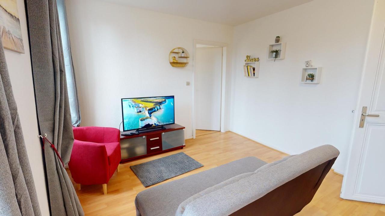Ferienwohnung Au Bord De L'Eau Straßburg Exterior foto